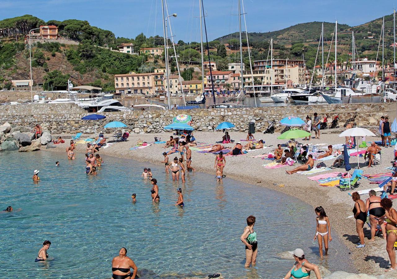 Appartement Le Maree Azzurra à Porto Azzurro Extérieur photo